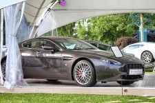 Aston Martin "VENTAGES" V8